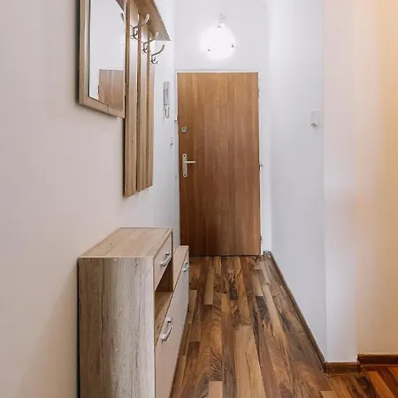 Cozy In Ruzinov ברטיסלאבה