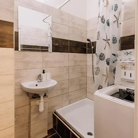 Apartment Cozy In Ruzinov *